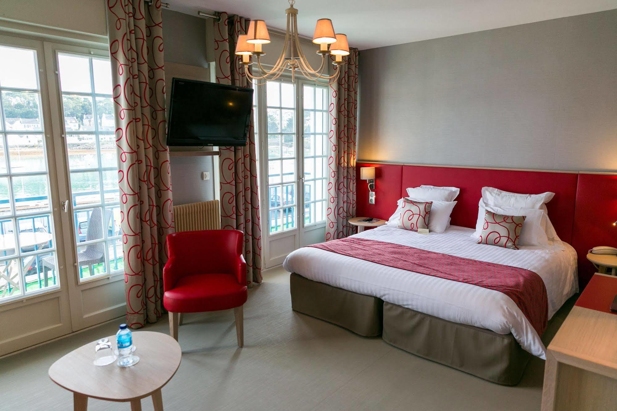 Le Goyen Hotel Одиерн Екстериор снимка