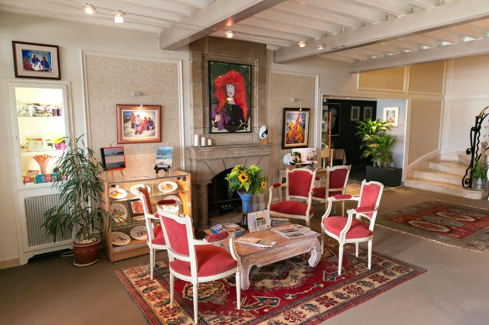 Le Goyen Hotel Одиерн Екстериор снимка