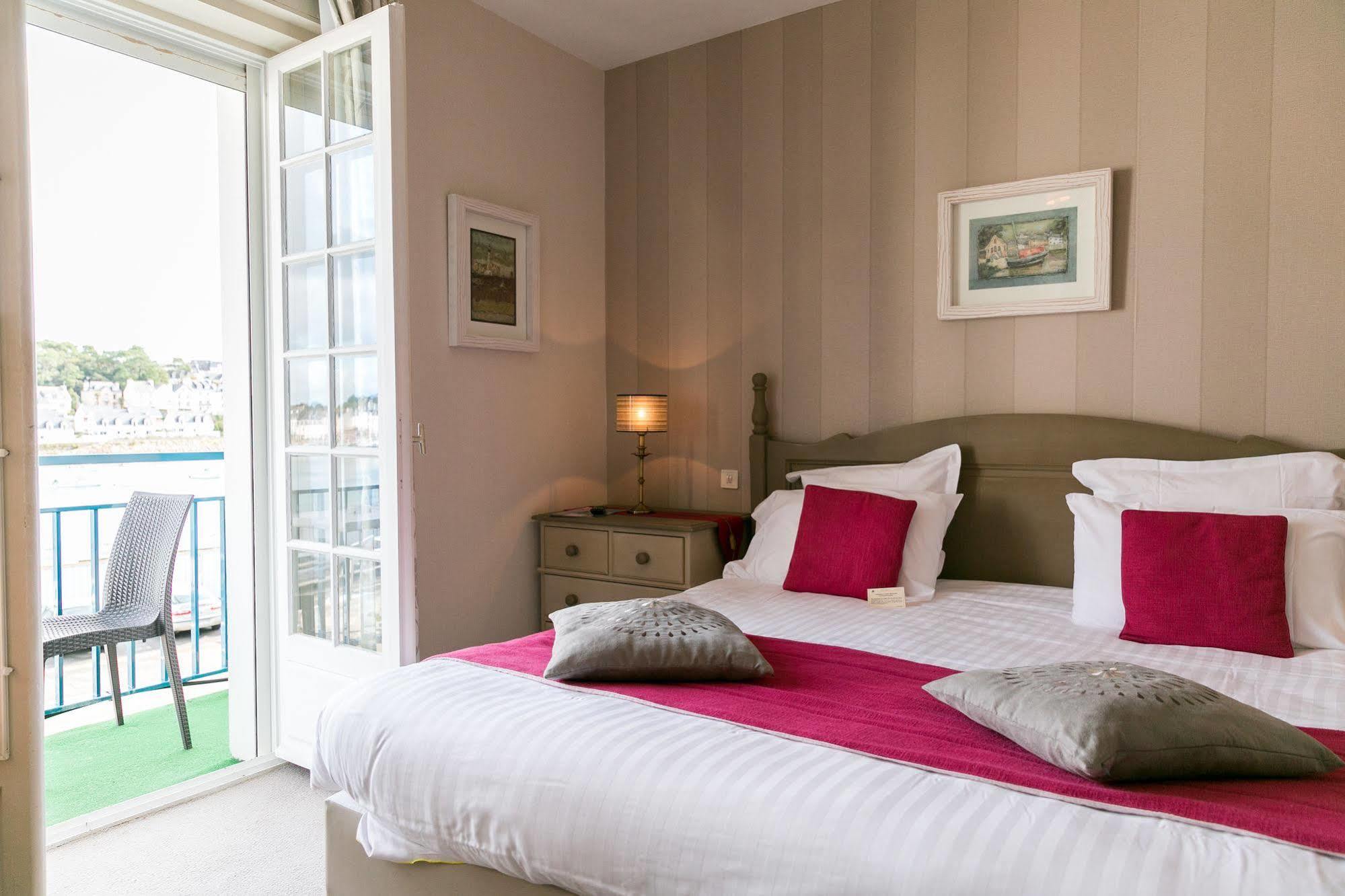 Le Goyen Hotel Одиерн Екстериор снимка